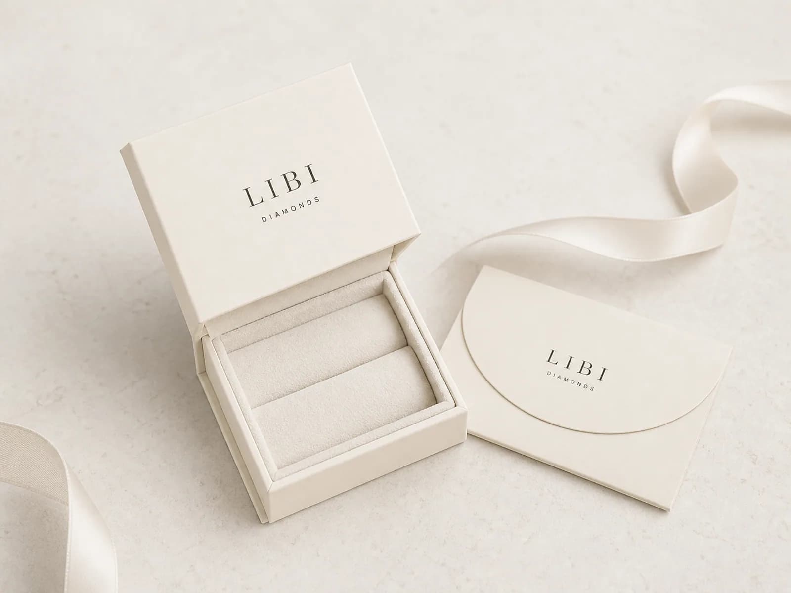 הדמיה של אריזת LIBI DIAMONDS בגוון שנהב
